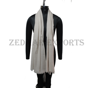 Écharpe tendance en coton doux pour femme, vente directe d'usine, avec franges pour ajouter du style à votre tenue - Product Image 2