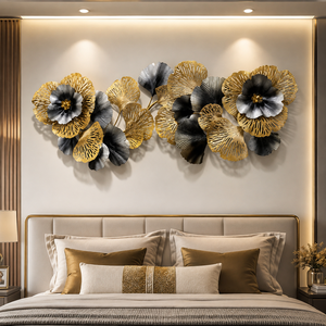 Sculpture murale élégante en métal en forme de feuille de Ginkgo, dorée et noire, décoration botanique suspendue pour chambre à coucher, salon, intérieur de la maison - Product Image 1