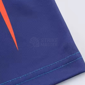Uniforme de football personnalisé de haute qualité en polyester, service OEM, séchage rapide, respirant - Product Image 3