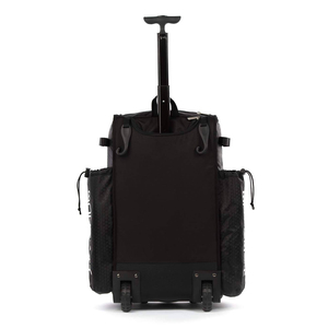 Sacs de sport sur mesure avec logos personnalisés, bretelles réglables et tissu polyester durable pour les importateurs de vêtements de sport - Product Image 2