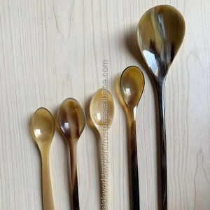 Cuillères de service en corne de buffle faites à la main de meilleure qualité, couverts au design sculpté pour la vaisselle de Falak World Export - Product Image 5