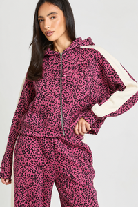 Sweat à capuche zippé pour femme, imprimé léopard rose, en polaire premium, style streetwear décontracté, tissu doux, sweat à capuche personnalisé, saison hiver, pour femme. - Product Image 3