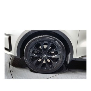 Para Kia Sorento 2.5T Gasolina 4WD con Cámara Trasera, Asientos de Cuero, Emisión Euro V - Abril 2022, 127,598 km - Product Image 5