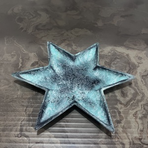 Modern Decorative Star-Shaped Aluminium <b>Storage</b> Tray for Living Room <b>Tabletop</b> Use - Product Image 1