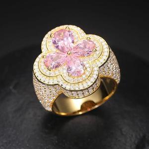 Bague unisexe en argent 925 plaqué rhodium avec pierre ovale en forme de fleur rose et halo de pierres, cadeau tendance - Product Image 2