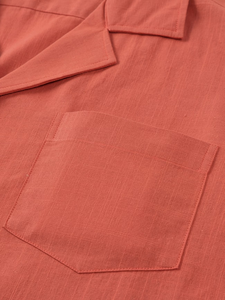 เสื้อเชิ้ตผู้ชายสีพื้น ผ้าคอตตอนป๊อปลิน 120 กรัม แขนสั้น สไตล์ลำลอง ปกคอพับ มีกระเป๋าเสื้อ สไตล์ฤดูร้อน งานฝีมือประณีต - Product Image 5