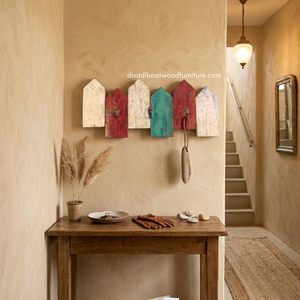 DIVADI - Perchero de Madera Multifuncional, Duradero y Ecológico, Estilo Rústico, Antiguo y Vintage, con 3 Ganchos, para Colgar Abrigos y Llaves - Product Image 2