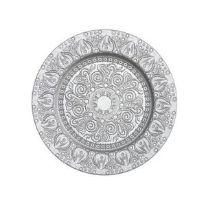 Platos de presentación de metal plateado de alta calidad con patrón floral en relieve para decoración de mesas de bodas, fiestas y eventos. - Product Image 1