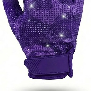 Gants de football américain personnalisés avec grip adhésif, strass, sangle Velcro réglable, couleurs personnalisées pour adultes unisexes - Product Image 3