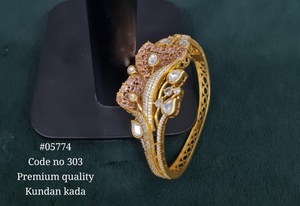 กำไลข้อมือ Kundan Kada05774 ชุบทอง ประดับเพชรทรงรี สำหรับงานหมั้นและงานแต่งงาน ผู้หญิง - Product Image 4