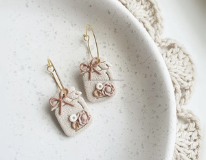 คอลเลกชันยอดต่างหูเรซินทำงานอย่างประณีตของความเหนือกว่าที่ไม่เหมือนใคร - Product Image 3