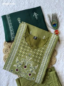 Ocasional Wear Excellent Quality Cotton with Hand <b>Block</b> <b>Print</b> With Real Mirror Hand Work Kurti Pent Set Supplier from Surat - Product Image 5