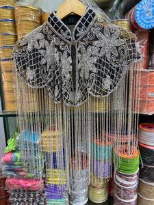 Bufanda Étnica Hecha a Mano para Mujer de Kushang Textile, con Cuentas, Flecos, Tela de Red Transpirable, Patrones Florales/Geométricos, Gujarat - Product Image 5