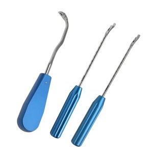 Protector femoral ortopédico con guía para PCL, instrumento manual de acero inoxidable con certificación CE Clase I - Product Image 2