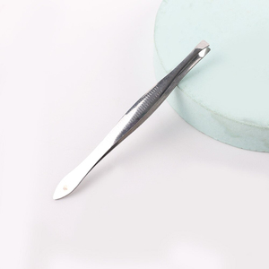 1pc Silver Eyebrow Tweezer Flat Tip Eyelash Extension Tweezers Stainless Steel Brow Hair Remove Trimming Clips Makeup Tools - Product Image 4