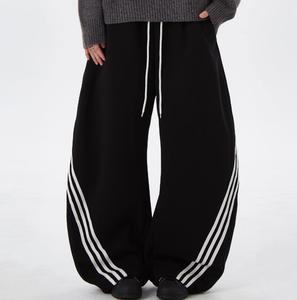 Custom Low MOQ Lightweight Mid Waist <b>Drawstring</b> Closure Breathable Casual Wide-leg 3 Stripes Oversized Sweatpants for Men Street - Product Image 6