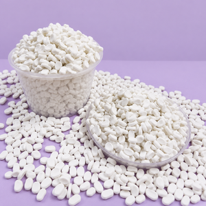 Mejor Precio, Superventas: Carbonato de Calcio en Gránulos (Masterbatch) en Formato Blanco Natural, Materia Prima para Bidones - Product Image 1