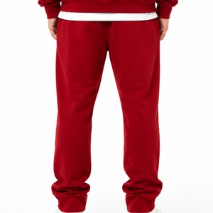 Ensemble de survêtement moderne avec sweat à capuche et pantalon de jogging, confortable, idéal pour l'hiver, avec logo imprimé sur le devant, fermeture à cordon et poches latérales - Product Image 6