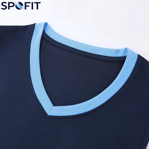 Uniforme de basketball haut de gamme conçu avec un tissu en polyester respirant pour les sports de compétition et un confort longue durée lors des matchs - Product Image 2