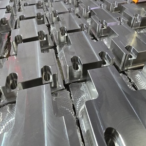 Piezas de Latón Mecanizadas por CNC de Precisión Profesional y Excelente Calidad para Pernos de Ajuste de Equipos Industriales - Product Image 2