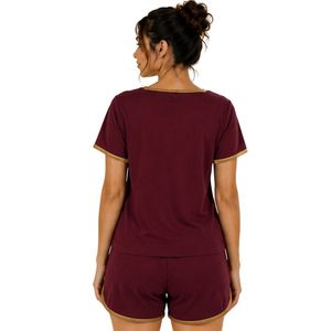 Conjunto de dos piezas de shorts para mujer en burdeos y dorado, top con cuello cuadrado y botones, estampado de Piano Girl, ribete en contraste, informal, de algodón, para verano. - Product Image 2