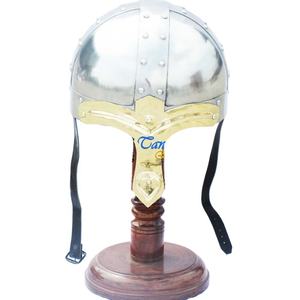 Casco vikingo nasal normando de acero medieval con forro y soporte de madera Traje histórico Casco de metal de reproducción medieval - Product Image 1
