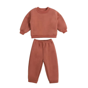 Ensemble d'hiver confortable en molleton pour enfants : sweat à capuche et pantalon de jogging en coton doux pour l'hiver - Product Image 6
