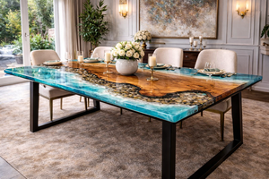Table à manger artisanale en résine océanique, bois à bords naturels et design rivière en époxy bleu - Product Image 5