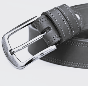Ceinture en cuir pleine fleur de vache véritable, confortable et décontractée, avec boucle en alliage classique, logo personnalisé, style vintage, personnalisable, fabriquée au Pakistan - Product Image 6