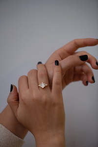 Anillo de compromiso de oro macizo de 14k con diamantes talla baguette para mujer, estilo clásico, certificado IGI - Product Image 5