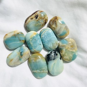 Pierre de palmier en calcite bleue naturelle des Caraïbes en gros, pierres de guérison en cristal pour la décoration - Product Image 6
