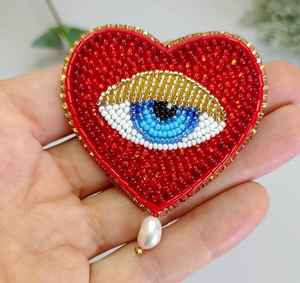 Broche drapeau américain étoile en strass et sequins, épinglette patriotique pour veste en jean, jean, poche, sac à dos, vêtements, faite à la main, perlée - Product Image 4