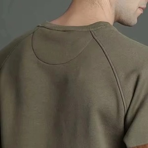 ผ้าฝ้ายคุณภาพสูง 500 GSM 100% ผ้าฝ้ายเนื้อนุ่ม ปักลาย 3 มิติ กระเป๋าเสื้อ ดีไซน์ลำลอง ขายส่ง ผ้าโพลีเอสเตอร์ 100% แขนเสื้อแบบแร็กแลน - Product Image 6