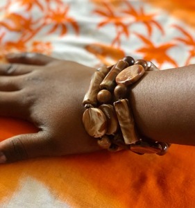 Designer Resin <b>Bracelet</b> for Women Colorful Fashion Jewelry Accessories Supplier and Crafts - Product Image 3