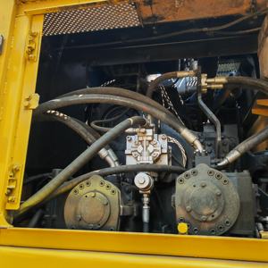 Excavadora Komatsu PC850SE usada de 38 toneladas, alta eficiencia de combustible, precio razonable, incluidos los componentes principales CA30D y CA25D - Product Image 3