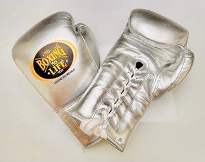 No Boxing No Life Guantes de Boxeo de Cuero Genuino Plateados con Cierre de Cordones, Guantes de Boxeo Mexicanos para Adultos con Dedos Completos para Entrenamiento - Product Image 1