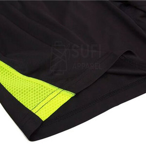 Ensemble d'uniformes de football respirants et légers en gros, à manches courtes, tailles et couleurs personnalisées, logos et numéros sur mesure - Product Image 6