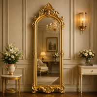 Miroir sur pied sculpté en bois style Héritage, finition or antique, pleine longueur, élégant et décoratif pour la maison
