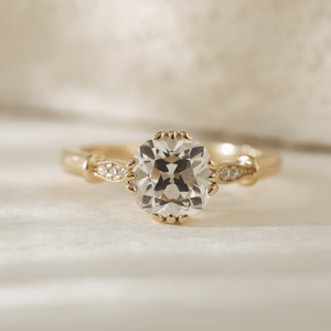 Bague en diamant de laboratoire 1,5 carat, or jaune 14 carats, style vintage, sertissage floral, certifiée IGI, bijoux en diamant cultivé en laboratoire, prix fabricant - Product Image 3