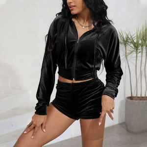 Ensemble deux pièces pour femme : sweat à capuche court et short cycliste, ensemble de survêtement zippé, survêtement de jogging d'été, vêtements de sport décontractés avec logo personnalisé - Product Image 4