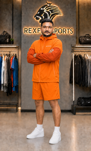 REXFIT SPORTS 2026 Ensemble coupe-vent en nylon personnalisé pour homme – Veste légère à capuche et short – Survêtement de sport - Product Image 3