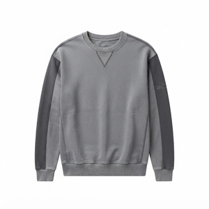 Sudadera Gris para Hombre con Cuello Redondo y Mangas en Contraste Oscuro, Efecto Lavado, Estilo Casual Urbano - Product Image 4