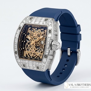 Reloj Deportivo Moderno con Diamantes, de Aleación Antigua, con Esfera de Cristal Grande, Movimiento de Cuarzo de Silicona, Estilo Urbano y a la Moda, Superventas - Product Image 1