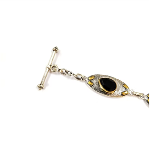 Pulsera de Plata 925 de Fabricación Personalizada, Acabado Texturizado Vintage, con Gema de Ónix Negro en Forma de Lágrima - Product Image 3