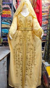 Abaya Musulmana Marroquí, Vestido Kaftan con Cuentas, Hermosas Cuentas de Piedra de Colores, Diseño Personalizado de Lujo Hecho a Mano, Transpirable para Mujer - Product Image 4