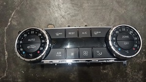 Panel de Control de Climatización para W204 S204 C204 C218 X218, Unidad de Control de Temperatura de Aire Acondicionado para Automóvil 2049003903 - Product Image 4