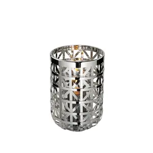 Lanterne à bougie en métal faite à la main avec motif floral coupé Bougeoir en métal fini avec poignée fabriqué par Zahid Exports - Product Image 5