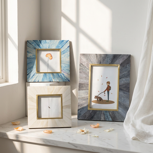 FAIZA CRAFT - Marco de Fotos Personalizado Hecho a Mano con Incrustaciones de Hueso y MDF, Resistente al Agua, con Acabado Dorado, Decoración Vertical para Mesa - Product Image 1