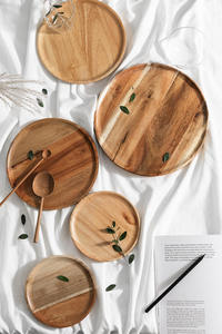 Assiette Ronde en Bois - Design Moderne Écologique pour un Usage Quotidien et la Vaisselle de Cuisine à Domicile - Product Image 5