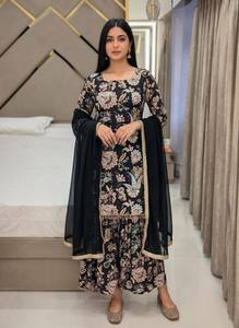 Newly Launched <b>Kurti</b> And Sharara Set With Dupatta in Floral Digital Prints And Stone Work For Party Wedding India Bulk Export - Product Image 2
